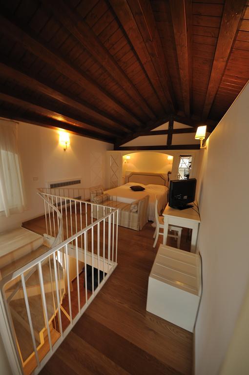 Villa Bonocore Maletto Hotel & Spa Cardillo Phòng bức ảnh